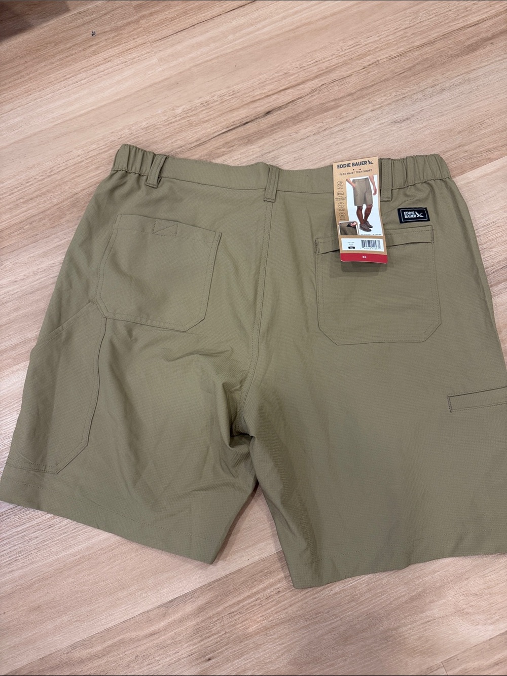 Eddie Bauer Men's tan hiking xl Hybrid Active Shorts